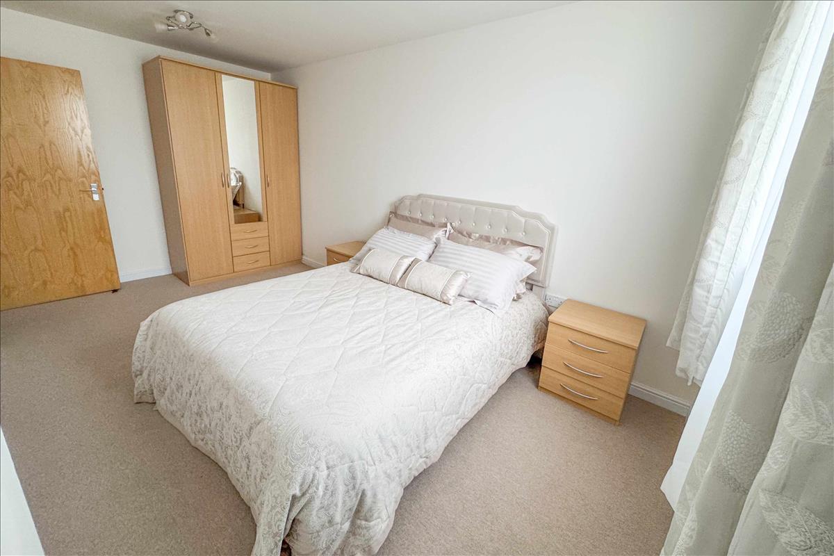 Property Image 1c38ff09-2920-413c-8b6a-c23c3269dc03