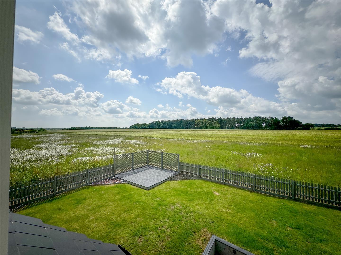 Property Image 1c3d89a7-8c52-41a2-aade-8ee274c75c71