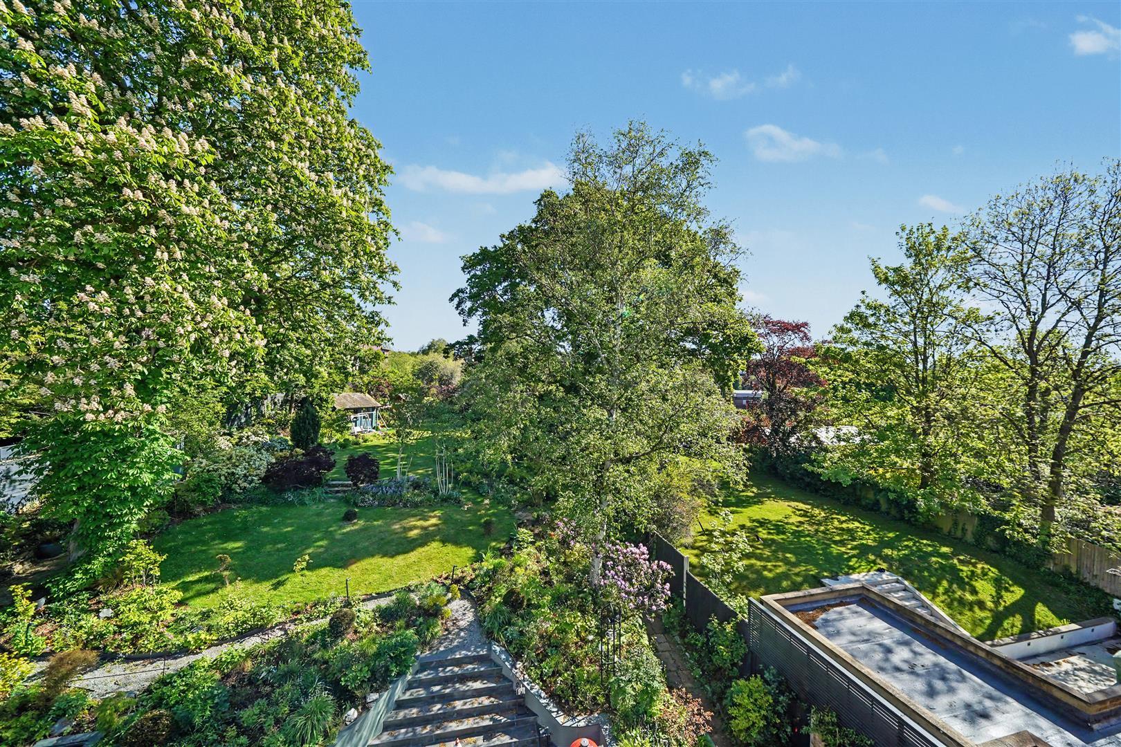 Property Image 1c4cf21c-e4ef-4f98-8b03-cd995a243e8c