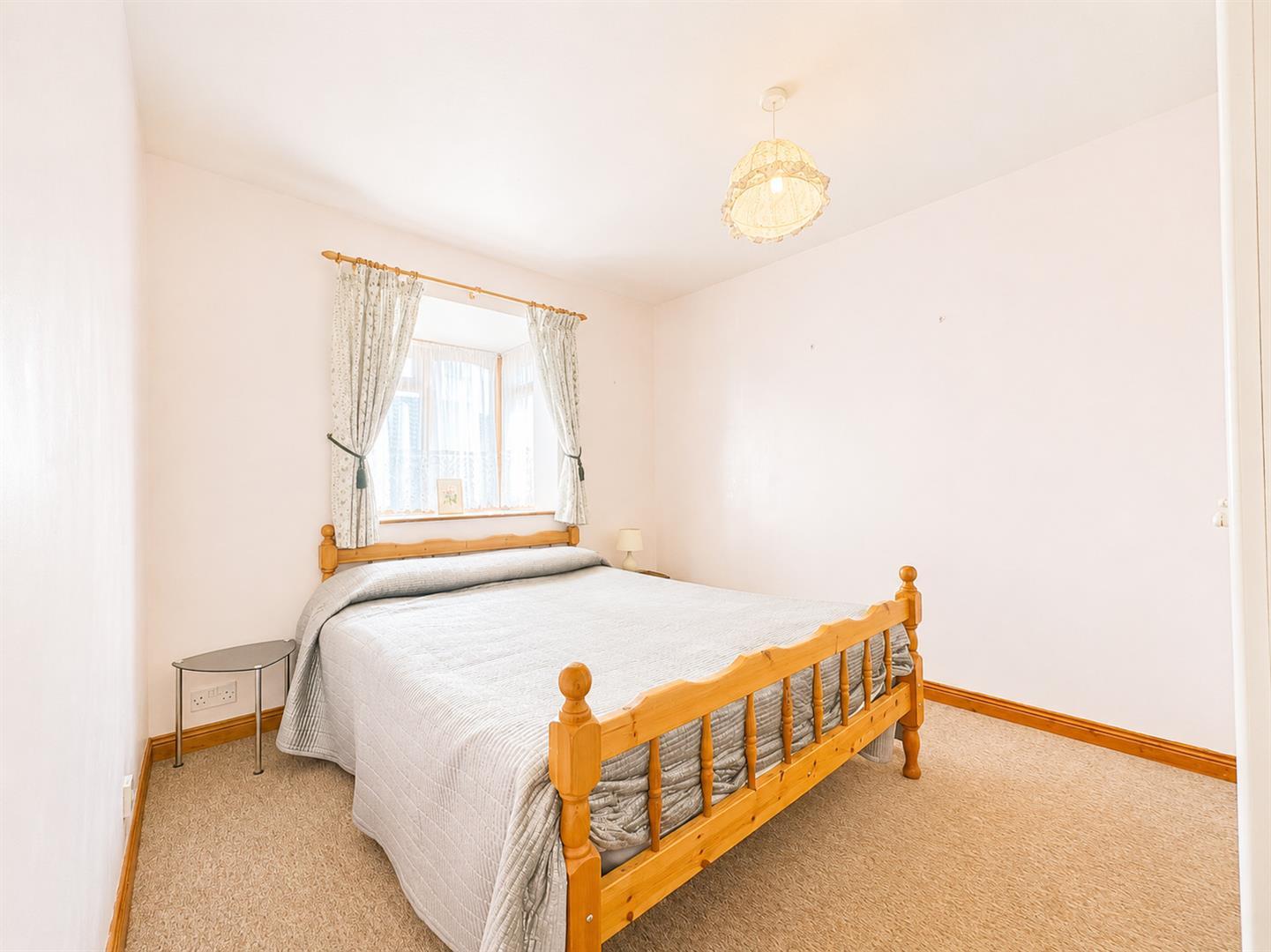 Property Image 1c5d0de9-50c3-460d-baac-c23410644923
