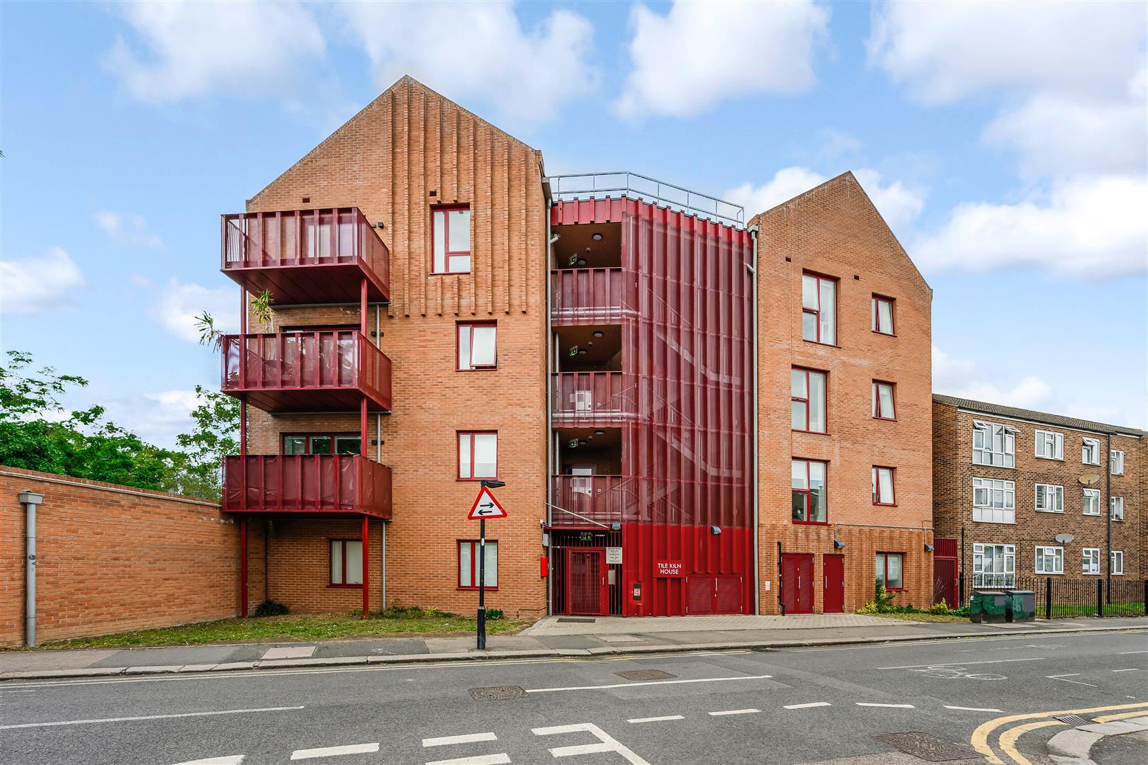 Property Image 1c5f6012-e321-408c-a492-45bf5264336d