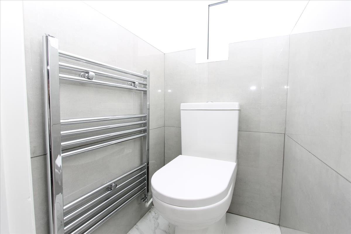 Property Image 1c7491b2-6c22-4dc1-b120-f52774f644ea