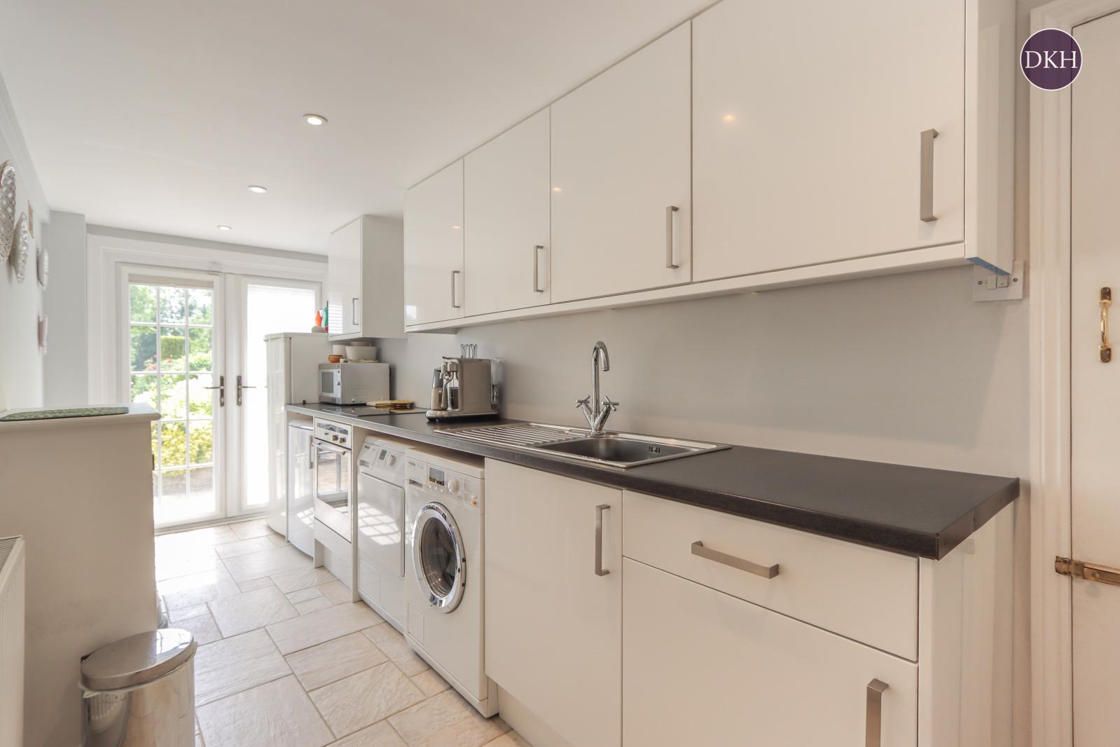 Property Image 1c815cfc-a527-4a16-a669-c1dc441e6a95
