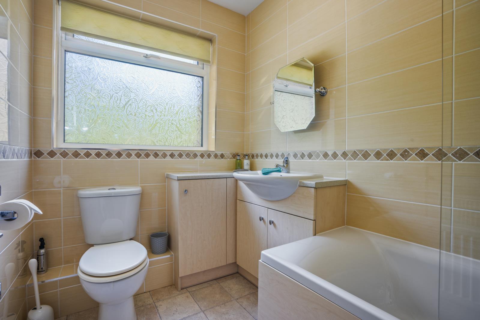 Property Image 1c912611-7efc-4f75-b4dd-44ddb6ecfc16