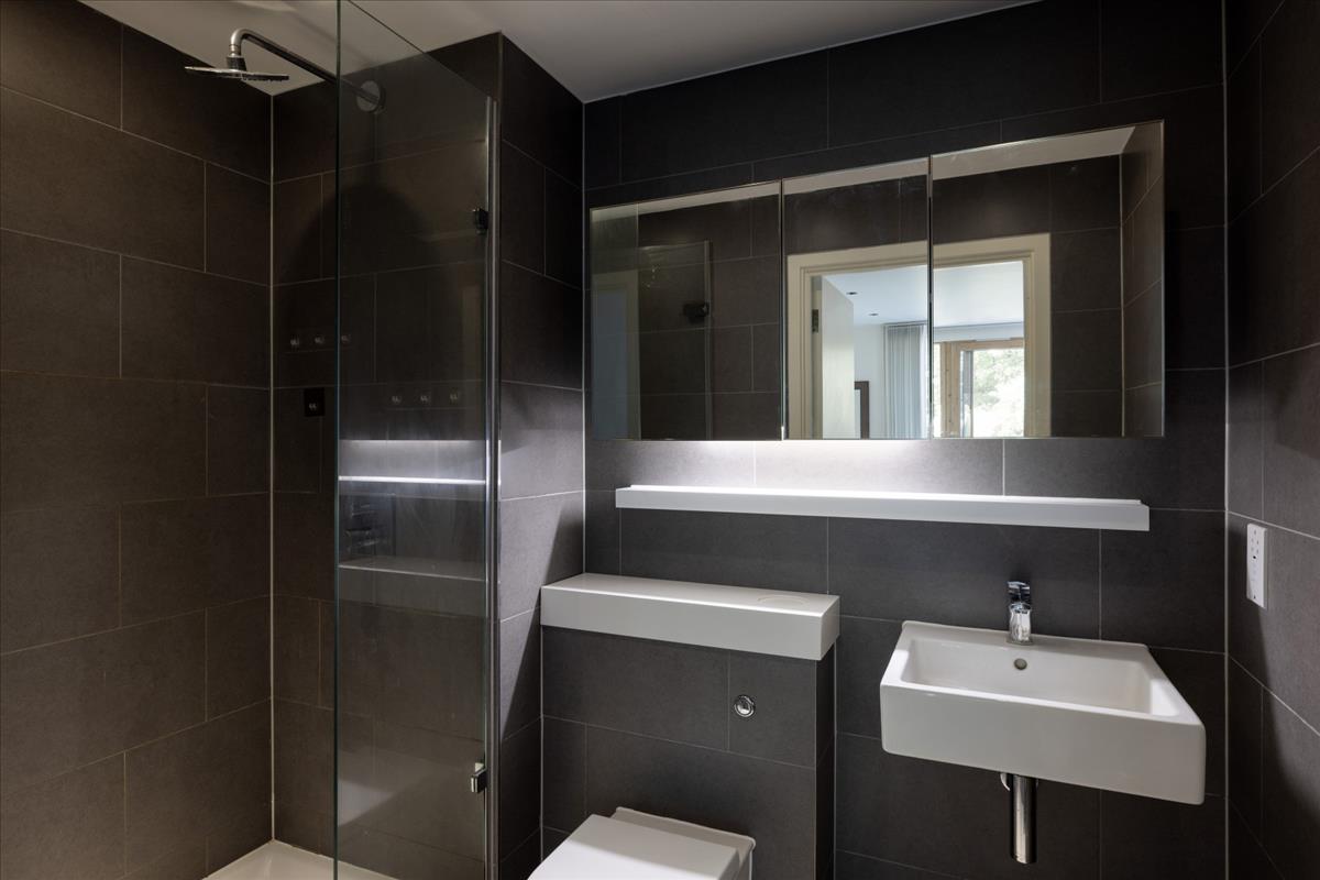 Property Image 1c94bb09-0620-4f45-b252-8b50e2e5cc46