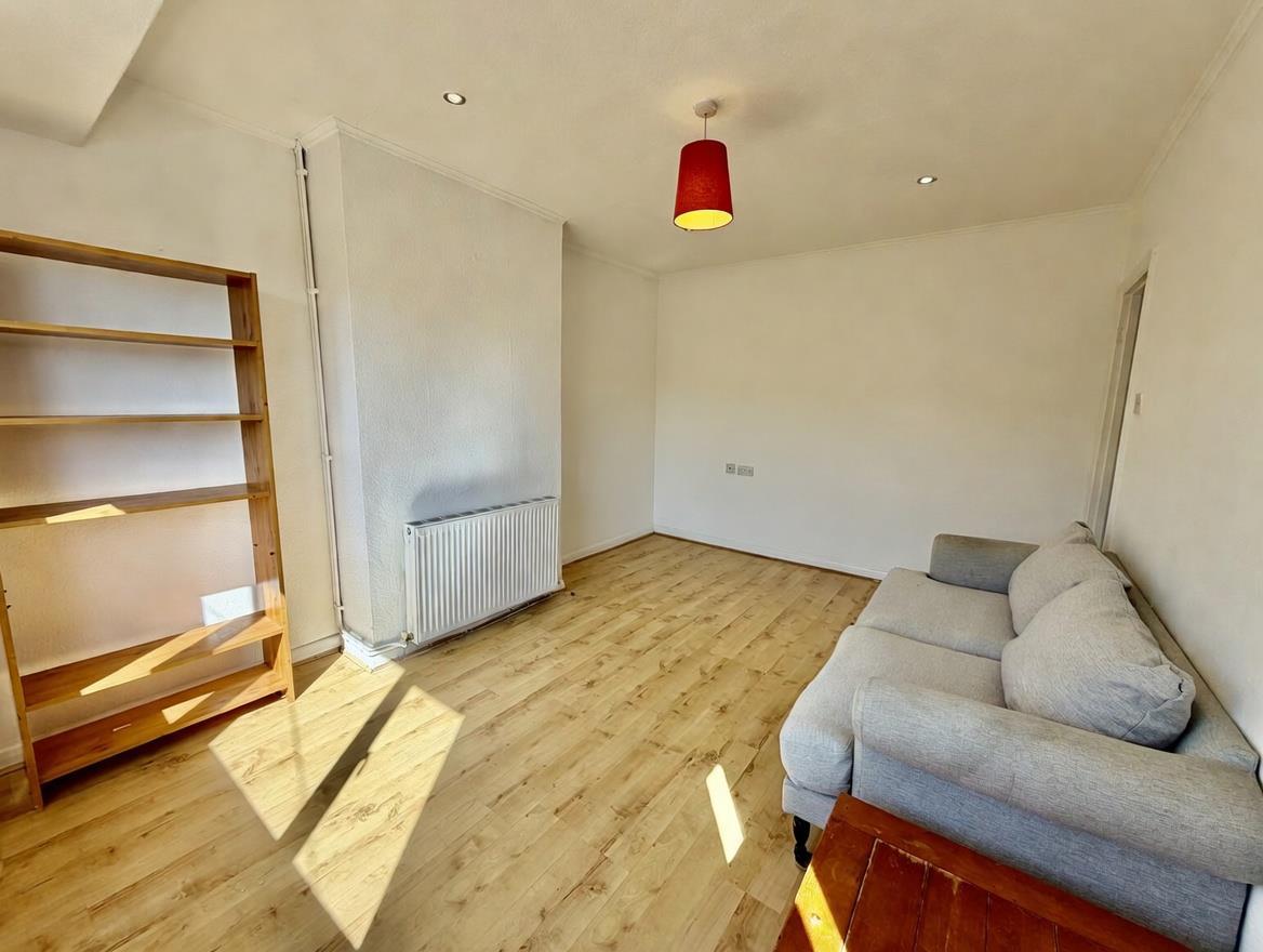 Property Image 1c9a5b9a-9013-4174-9458-33fd098c7e61