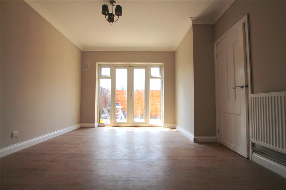 Property Image 1caf7584-922d-4d5f-b995-d5957af11825