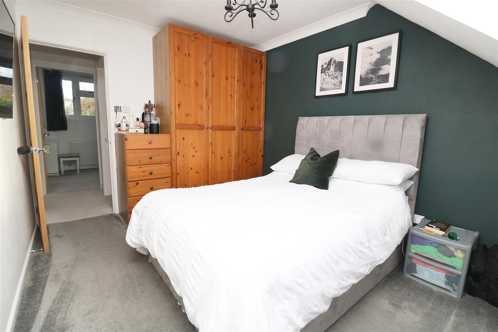Property Image 1cb118e8-1af3-4876-b6e8-9f8804a17521