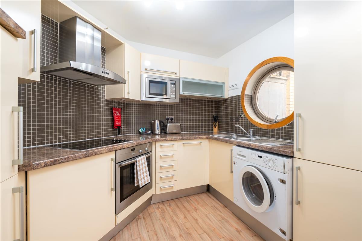 Property Image 1ced48ca-8369-46bb-8c1d-e24fd07e51f4