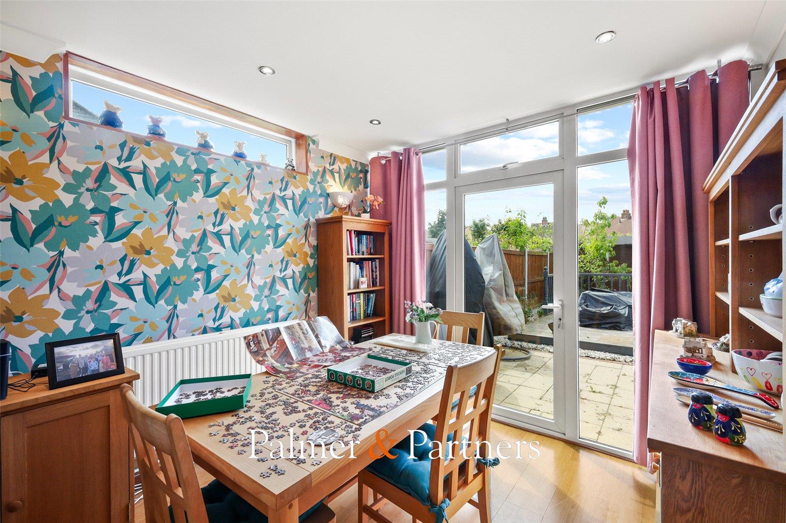 Property Image 1cfeef3b-44c5-43b4-a2c0-6fc7c0d74bed