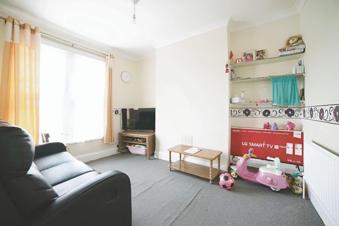 Property Image 1cff7bb7-a516-4ea3-8a27-283442004f32