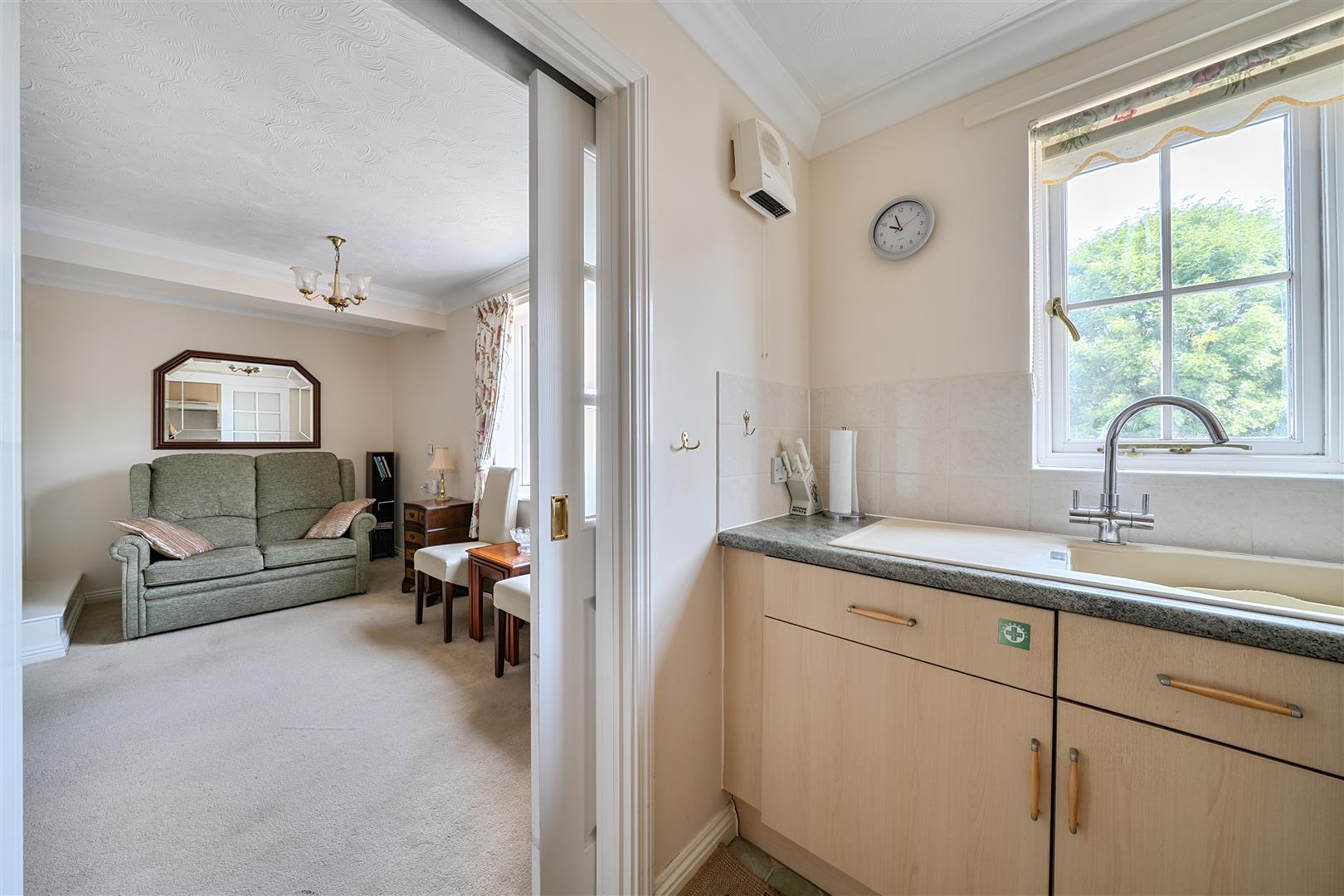 Property Image 1d036f83-889c-4359-83a9-9c24becf2cc4