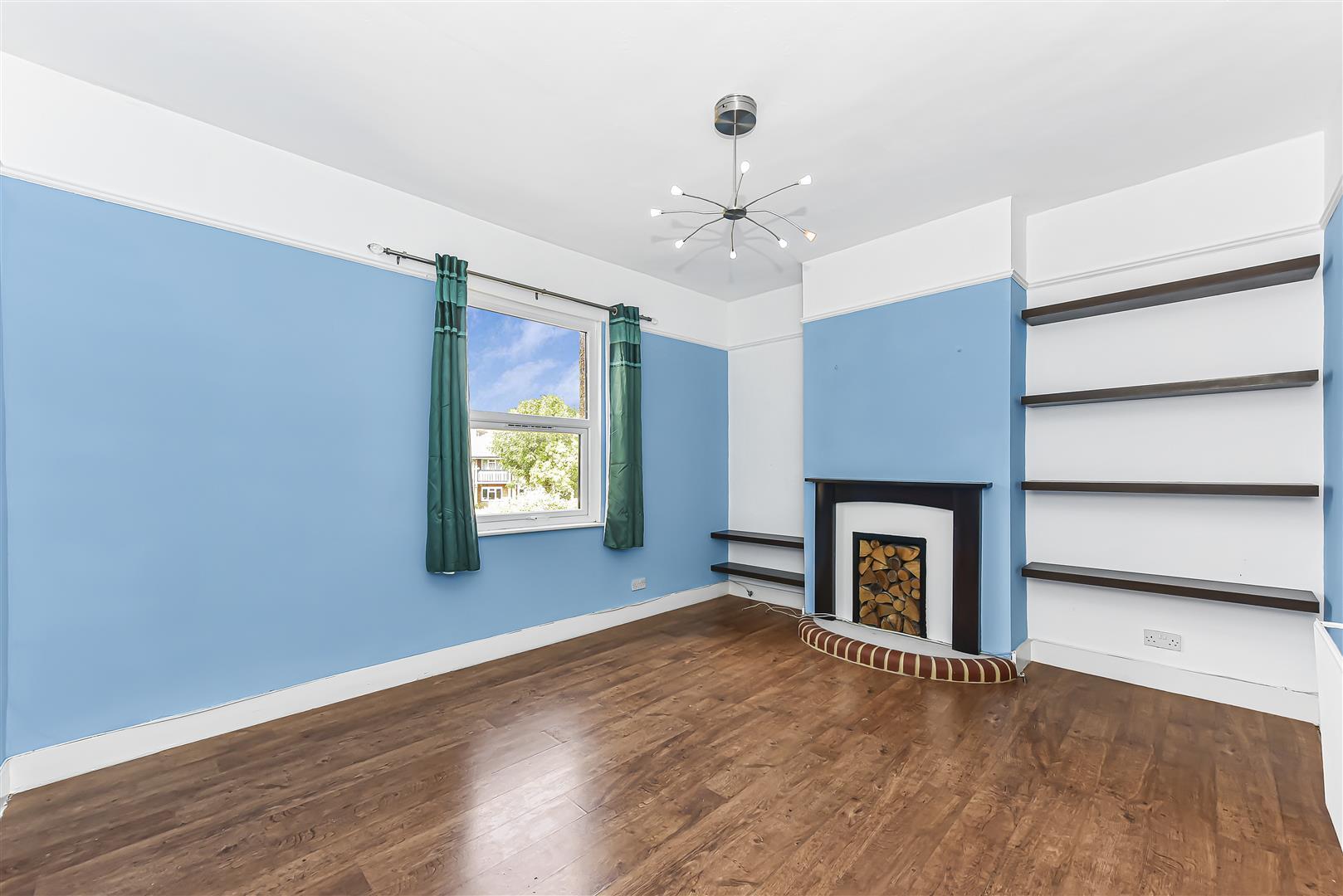 Property Image 1d29b10d-9fb4-442c-bc5e-e5438dfd70f9