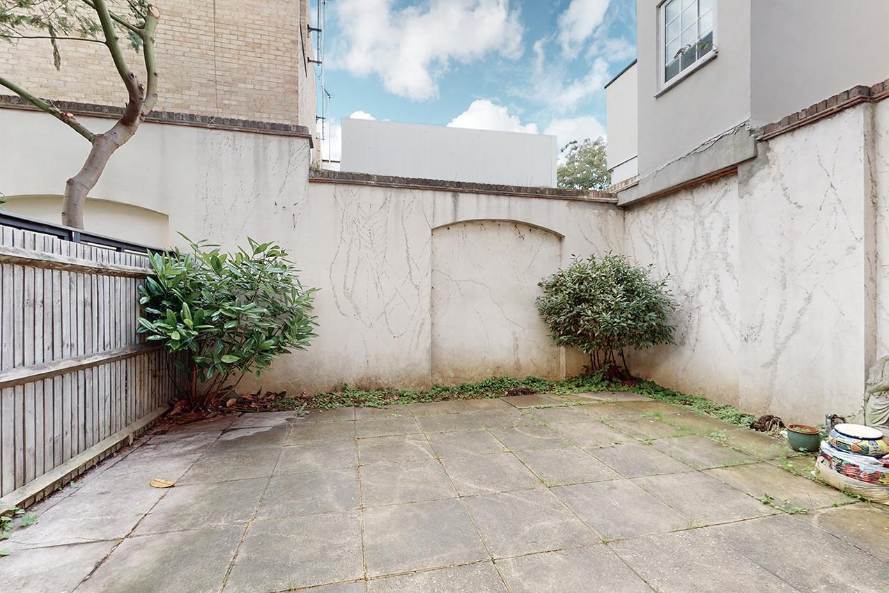 Image 10