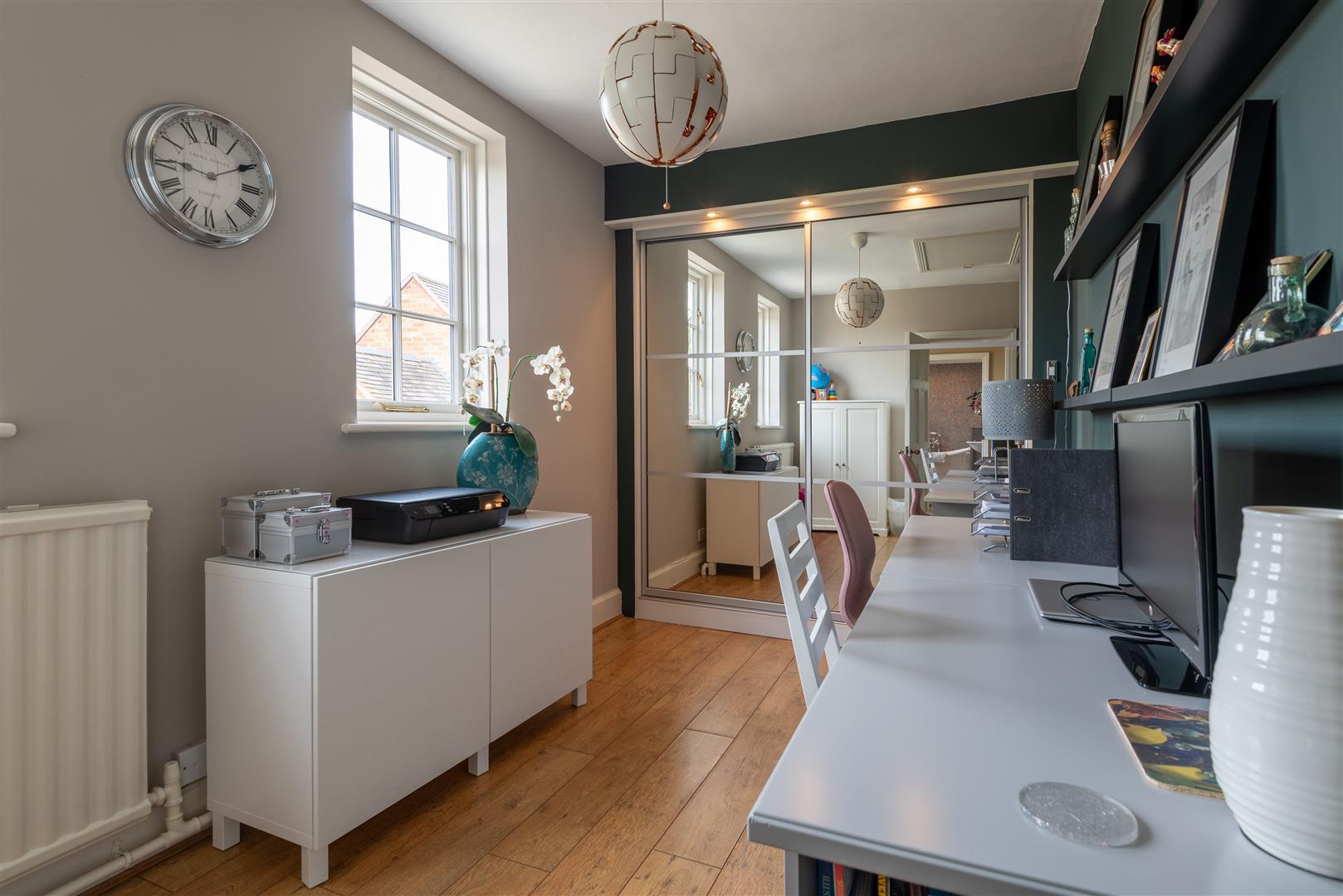 Property Image 1d42cc1a-781d-4183-bf71-fb80ba00a378