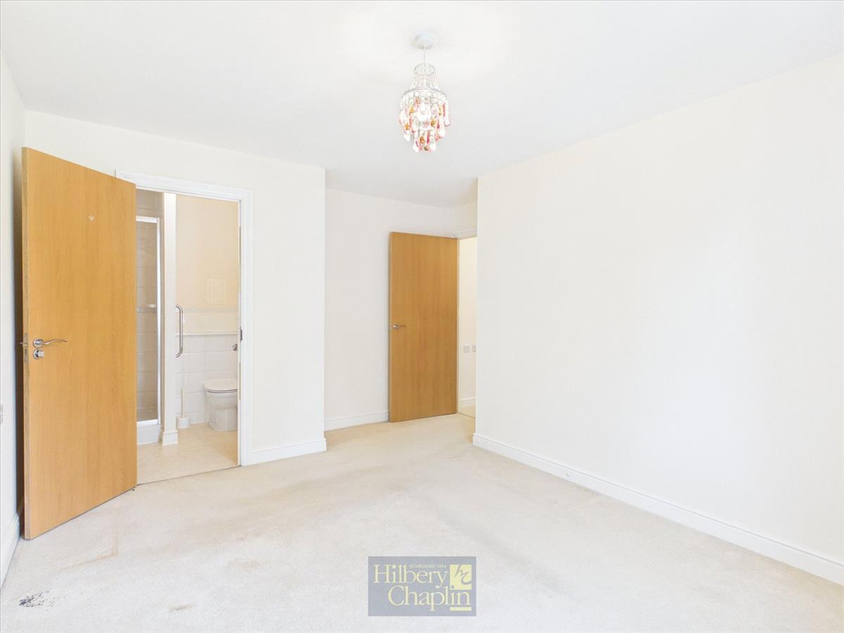 Property Image 1d445b25-5cf3-4410-a2f3-de51b85f3276
