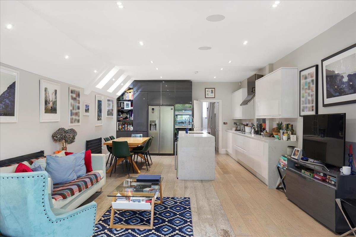Property Image 1d46cc30-9b42-486c-a000-3fc9617a61fa