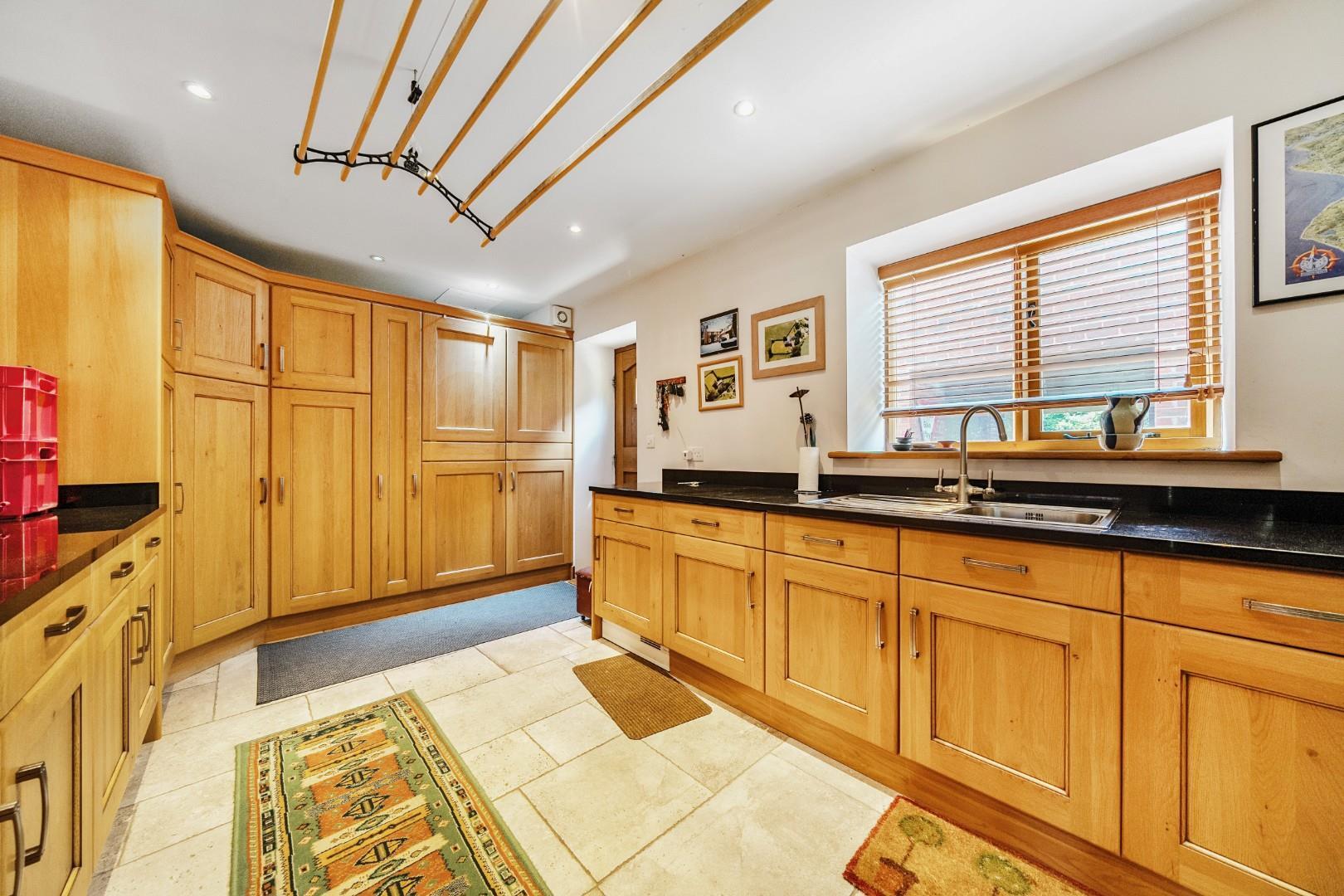 Property Image 1d6d1510-ad8c-4fc4-851b-b4180eaa4e0d