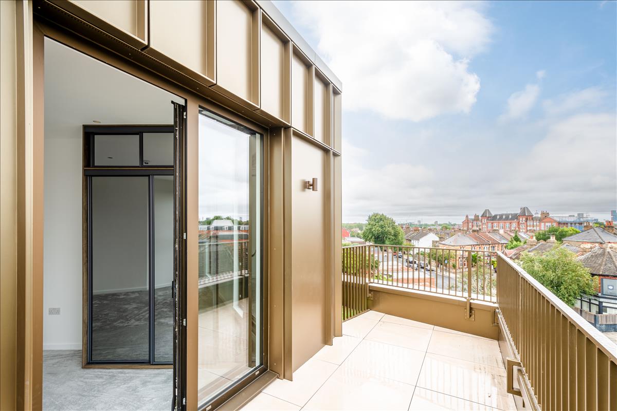 2-bedroom penthouse apartment for sale, Clapton, E5