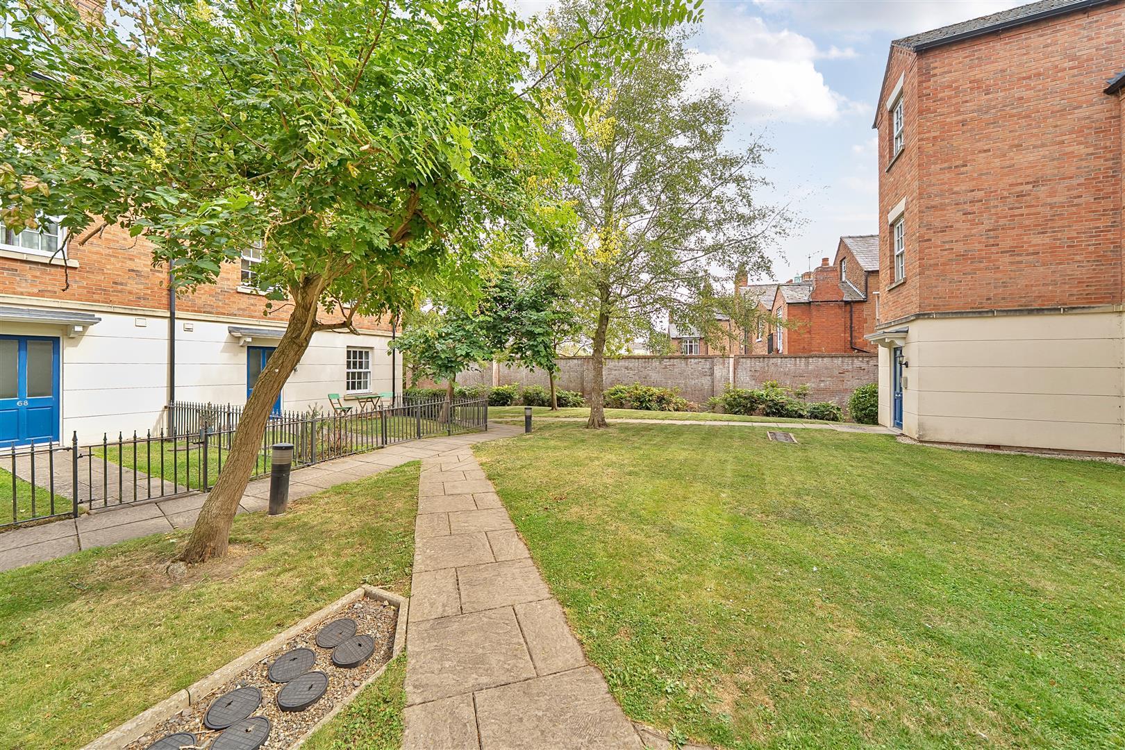 Property Image 1d76d4d0-a411-4b24-8177-11259a00901a