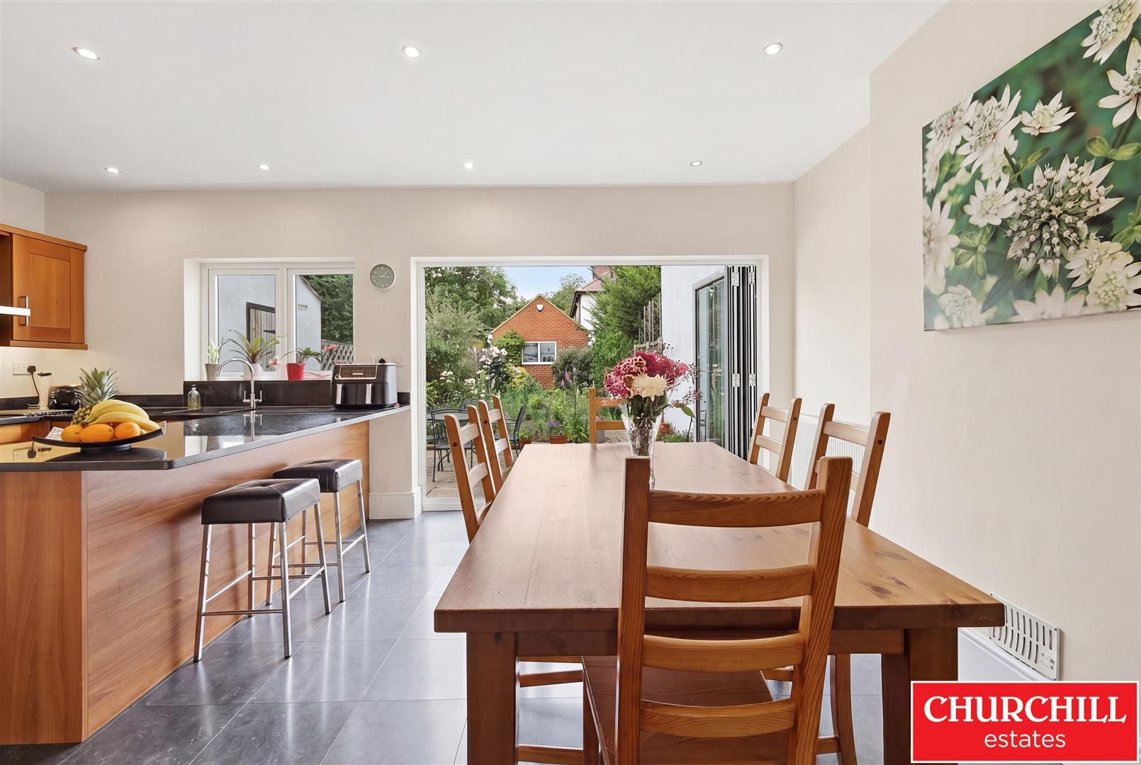 Property Image 1d7f35de-cf0e-43f8-a416-97e8b0cc97f9