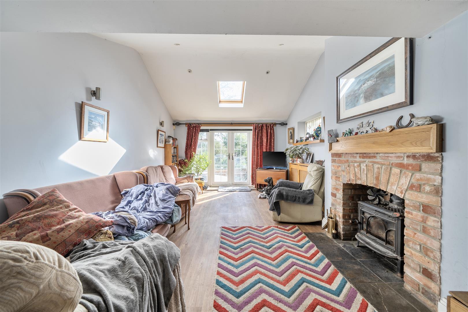 Property Image 1d84370e-a0ad-4bf0-82a5-54adcaf0f0d8