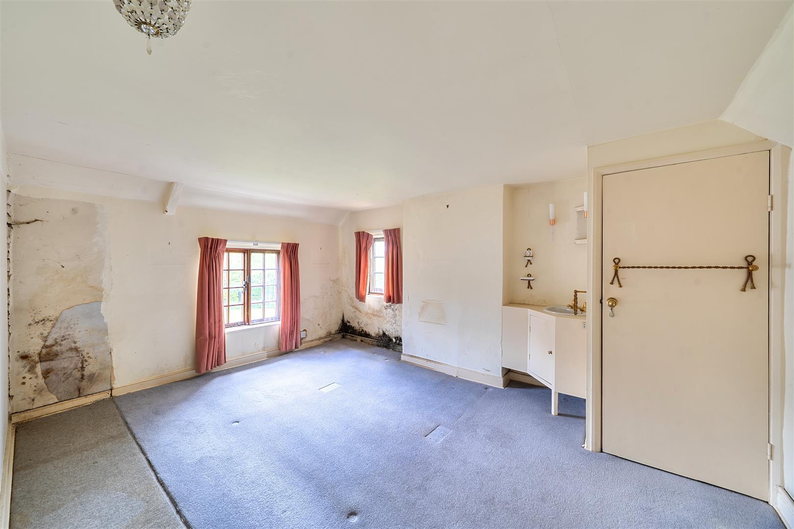 Property Image 1d904f54-ba21-497c-815f-7d153d4a6dad