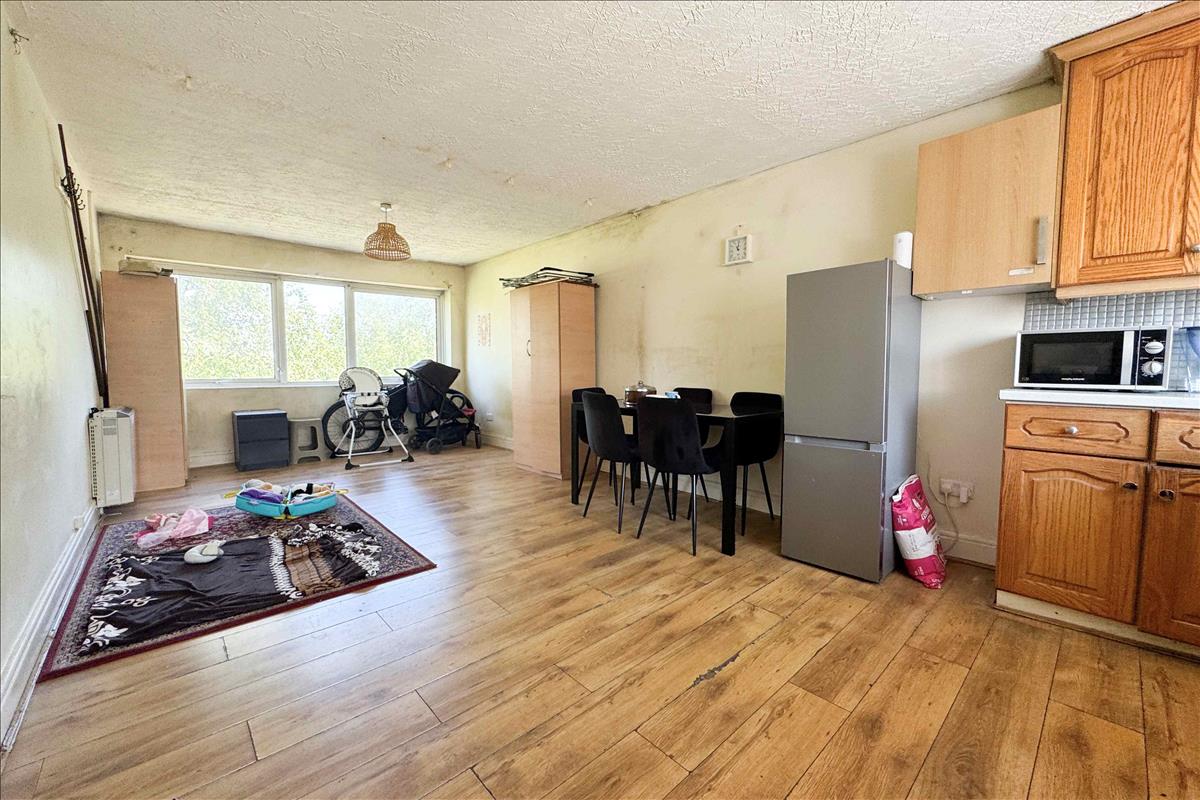 Property Image 1d99ed65-f127-4703-b383-82297dea5956