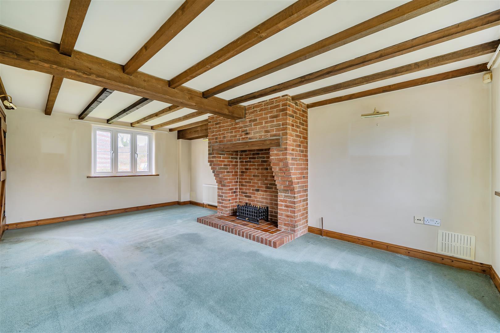Property Image 1dbc1fe5-f73d-4583-9f2e-1b336a03ccee