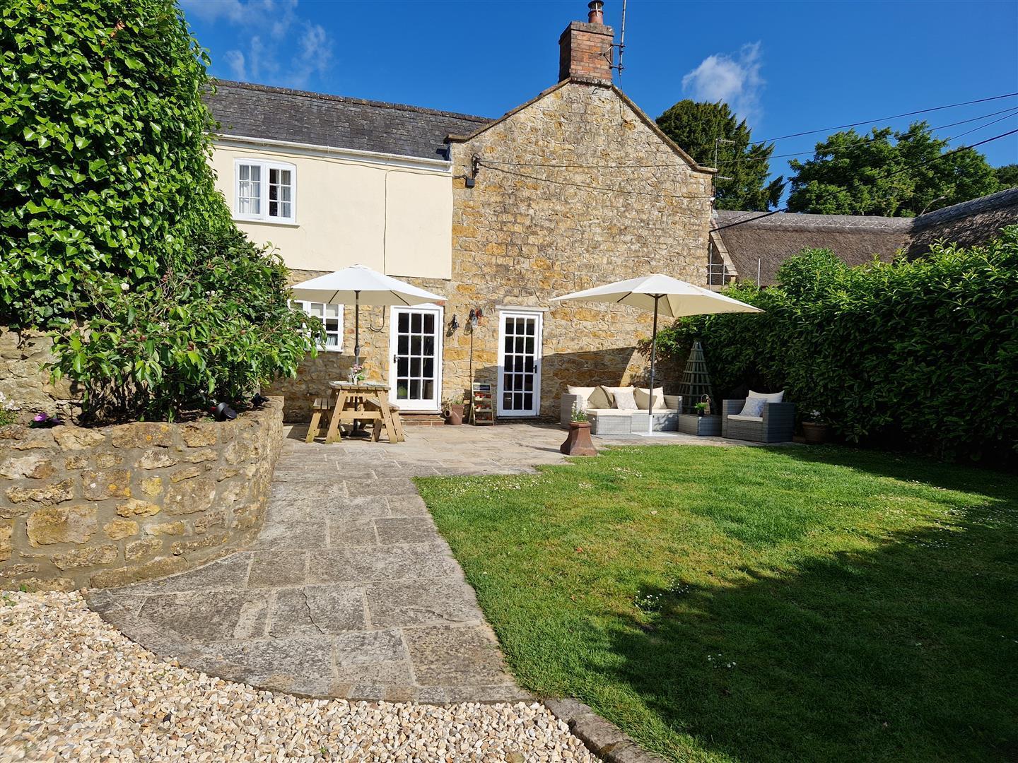 Property Image 1dc2daa0-86c5-4312-9a00-ac32a92b1e5d