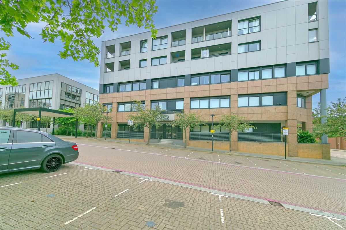 Property Image 1ddc9a2c-4b78-4628-8f4a-15fe34e89ec4