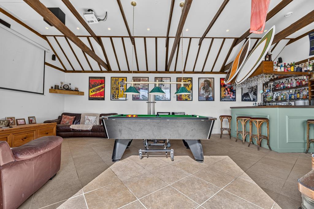 Property Image 1df40221-b71d-48cd-ac52-5e6da56c5833