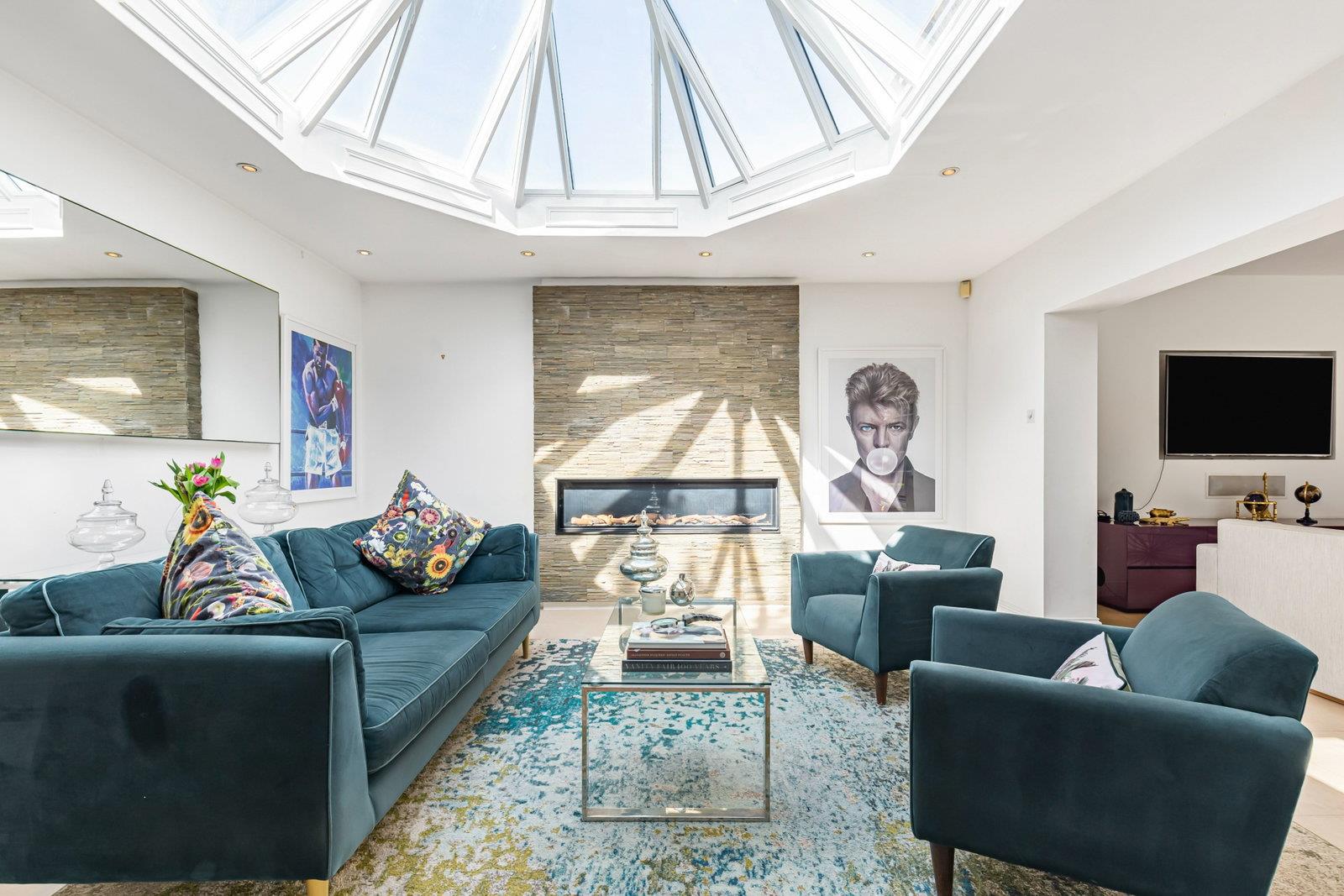 Property Image 1e0f4400-f4f8-43f0-b7a3-feac4ca4288f
