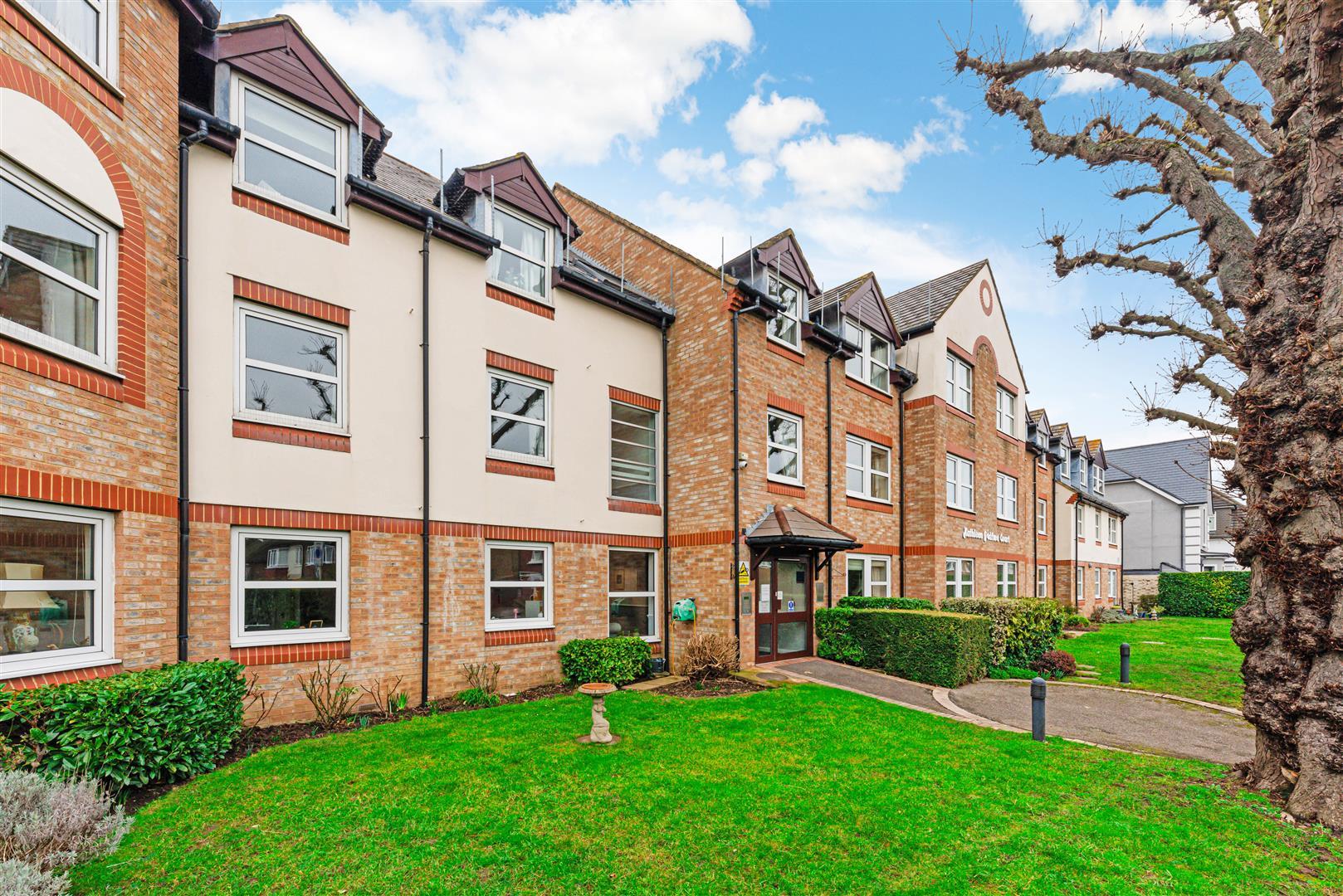 Property Image 1e171546-fee7-42dd-91d2-ec55f1567b3b