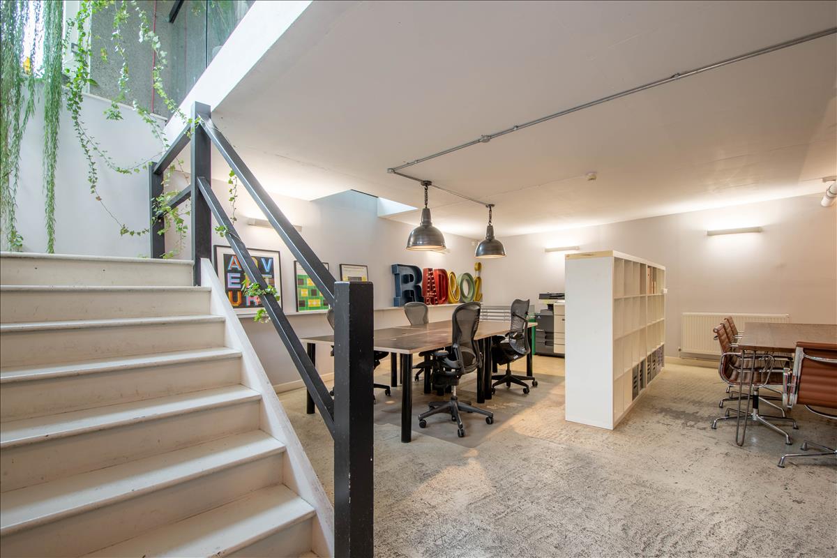 Property Image 1e259960-2d68-4ec6-94dd-fdc0d61ff387