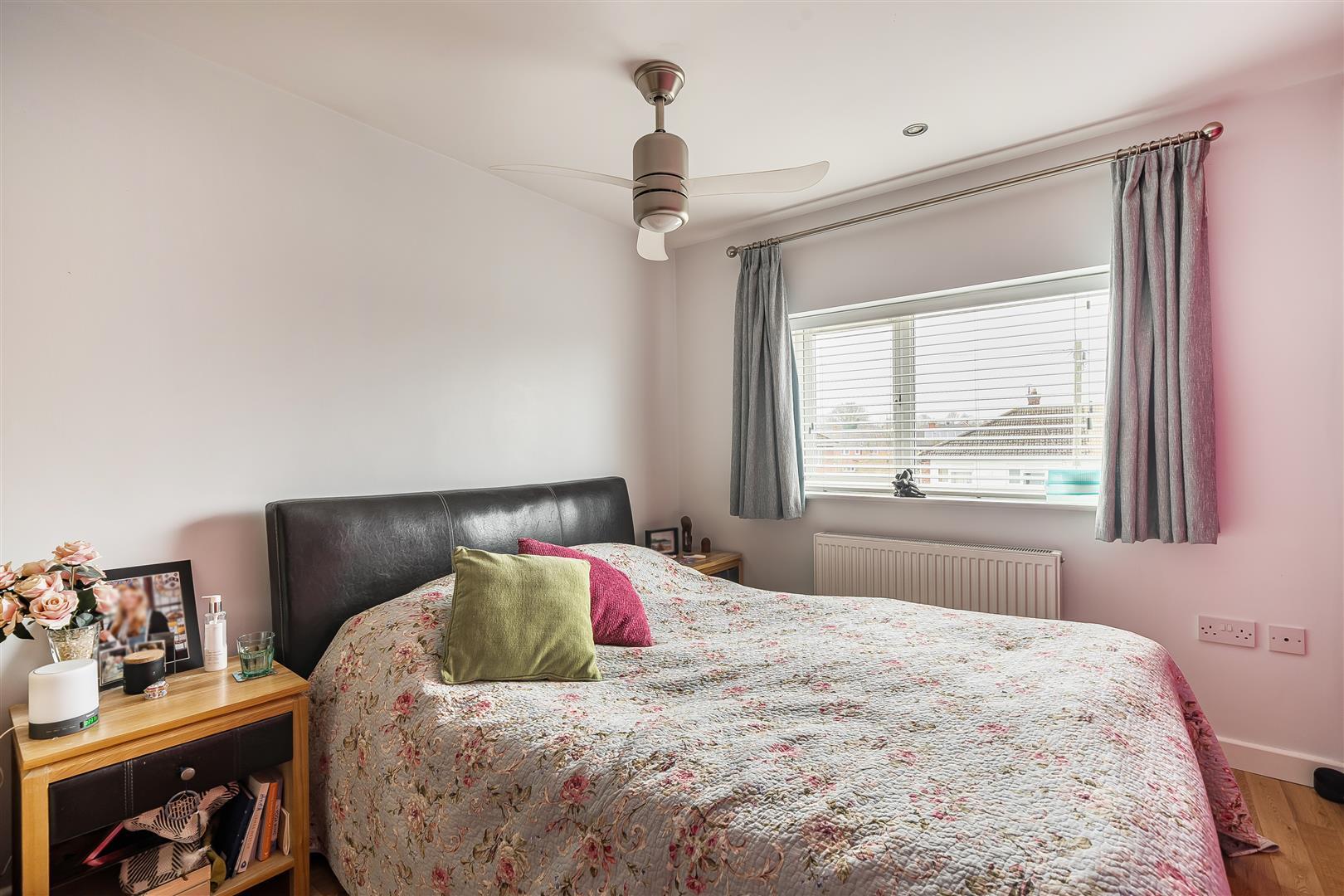 Property Image 1e328f8e-8e87-4378-802f-864f520c2e46