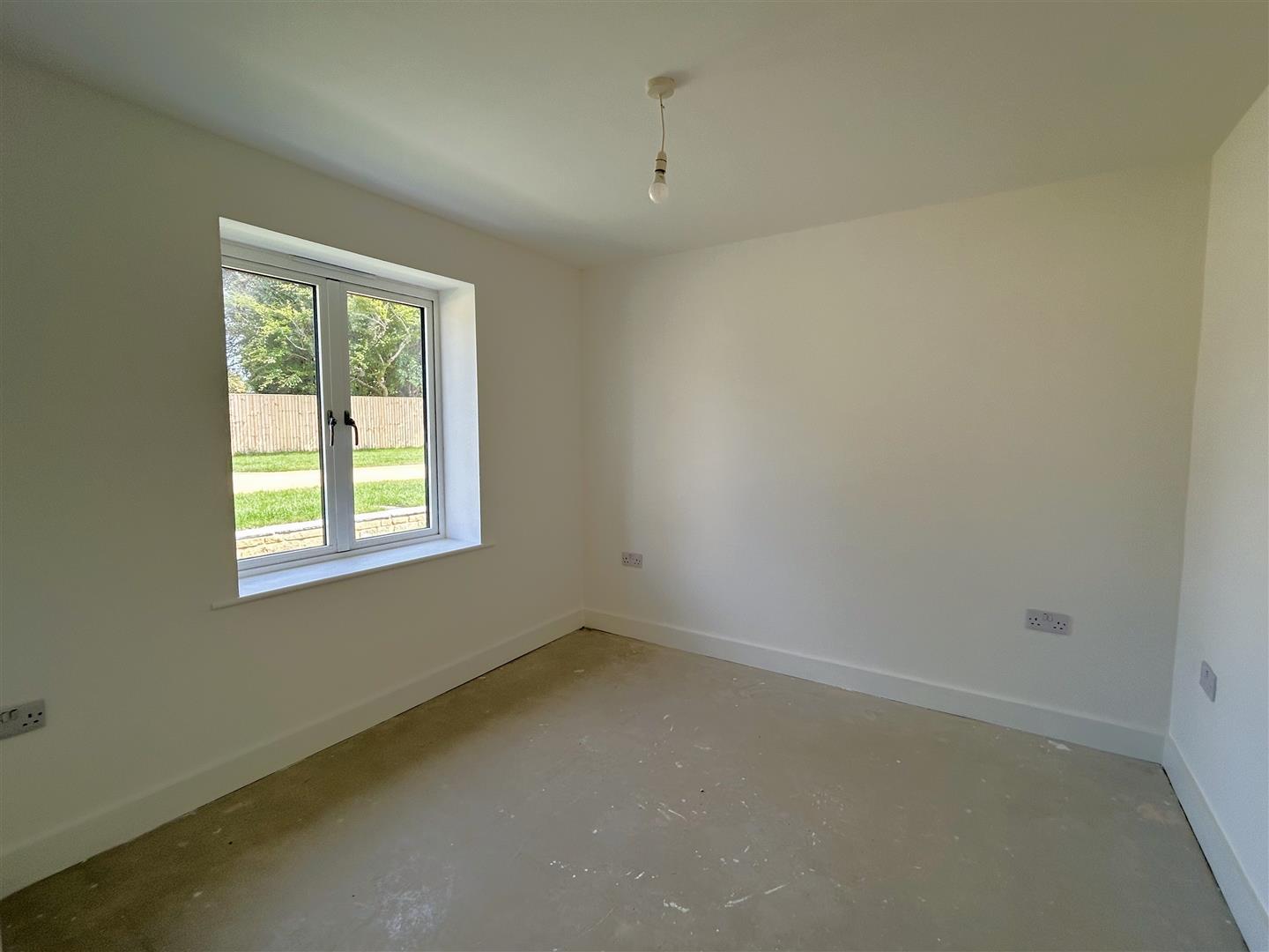 Property Image 1e4a9cea-7cd0-4532-8f1c-7ffebd662077