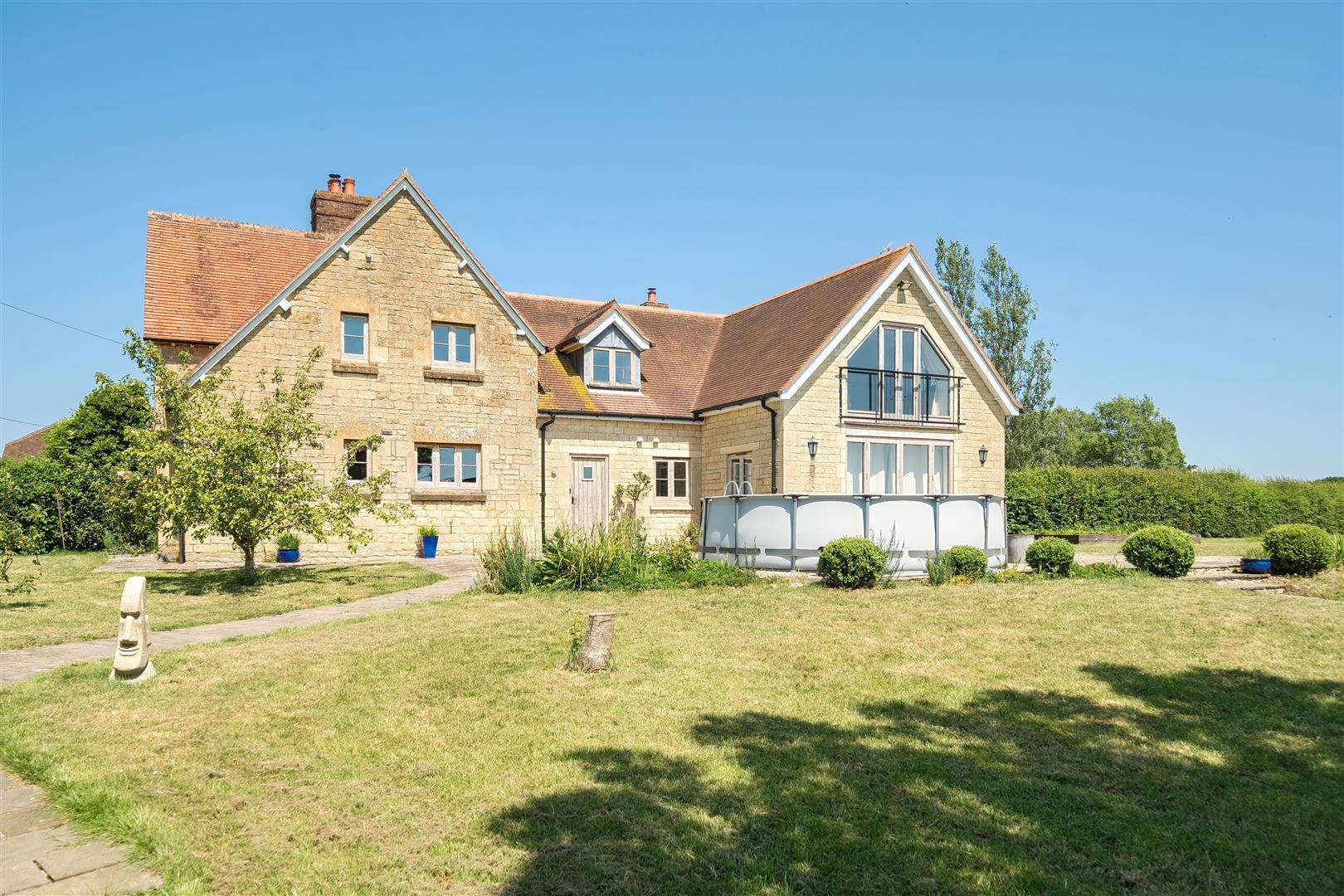 Property Image 1e5731e8-16c2-4369-bc49-01b39549d286