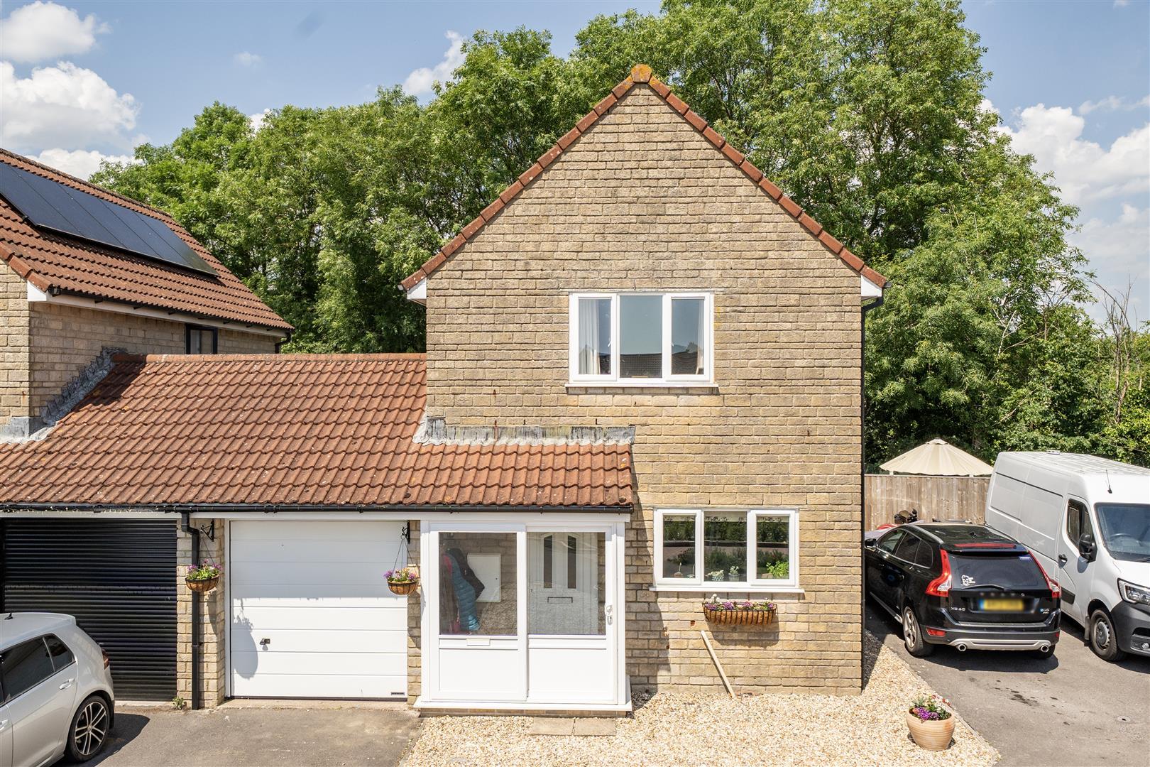 Property Image 1e67f06f-2835-4512-9cf6-33af277c0f33
