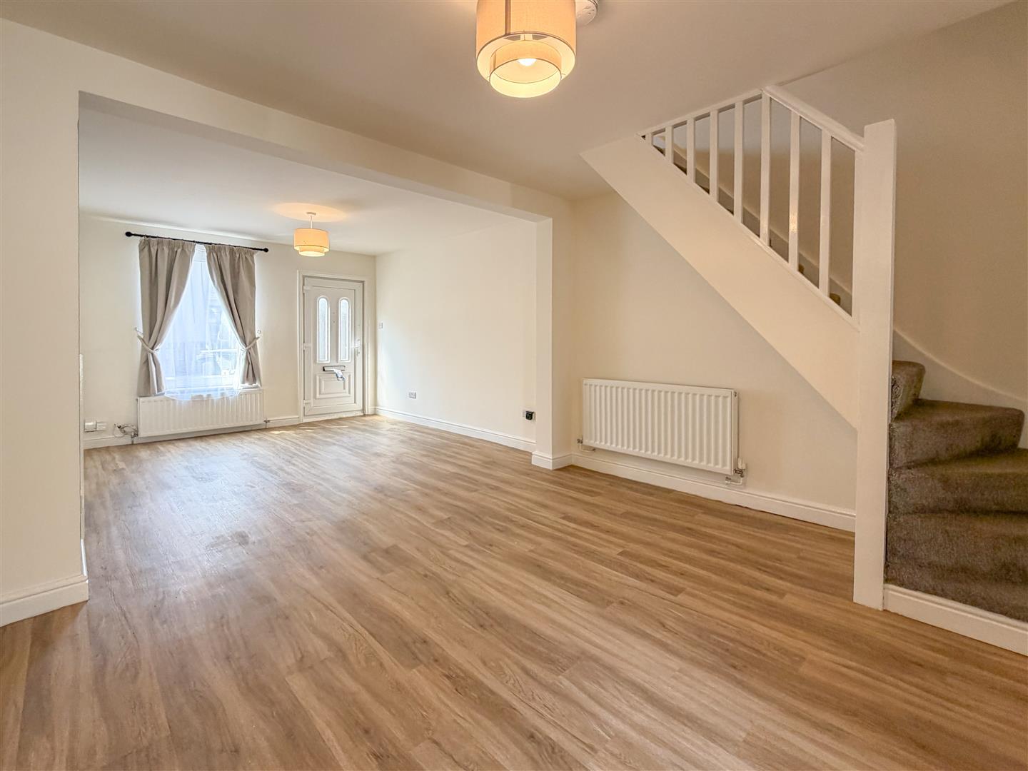 Property Image 1e6dc83e-1687-4023-84f6-c3ccf4fbfa44