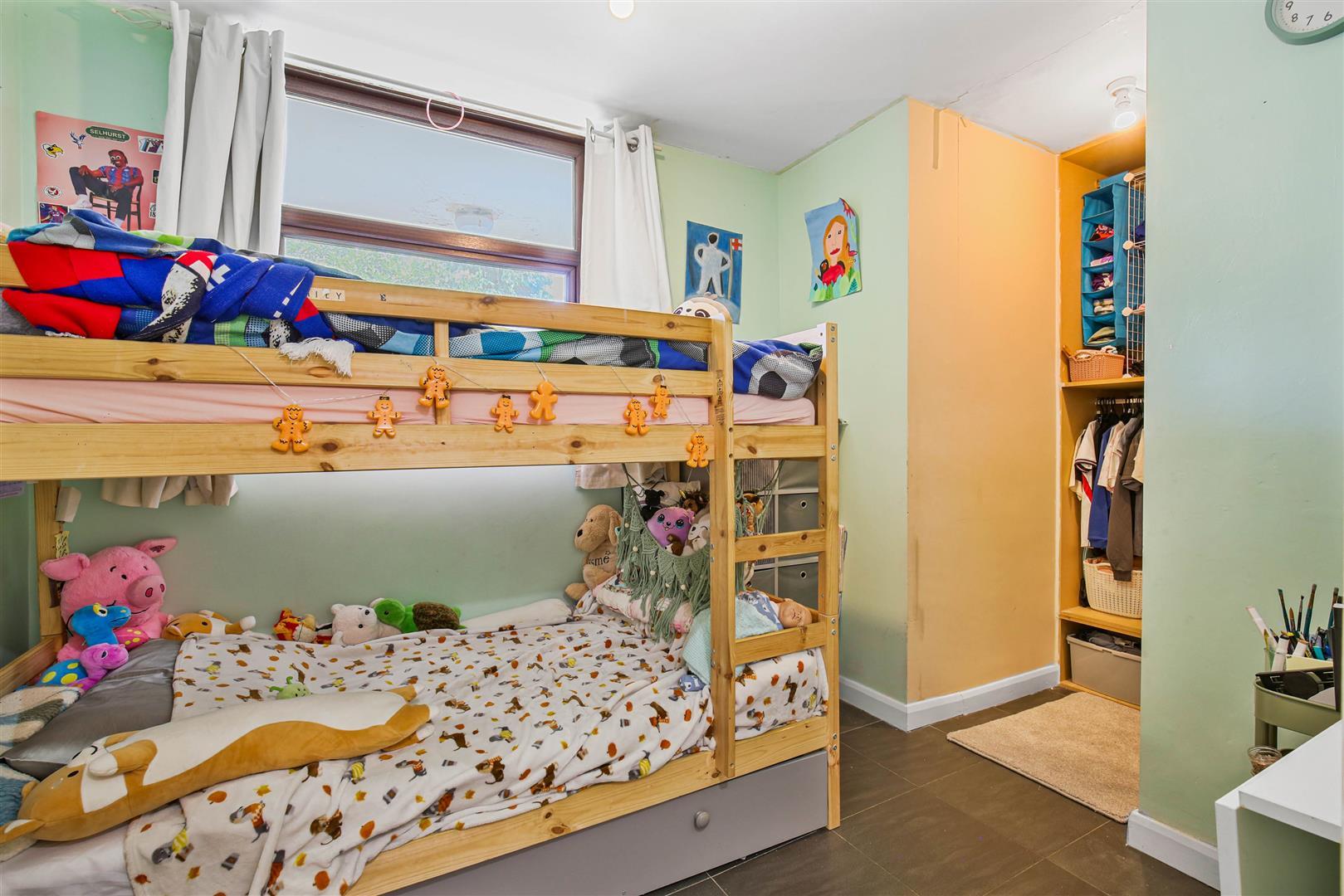 Property Image 1e8184c4-b52e-4c59-9540-350c6df0cd00
