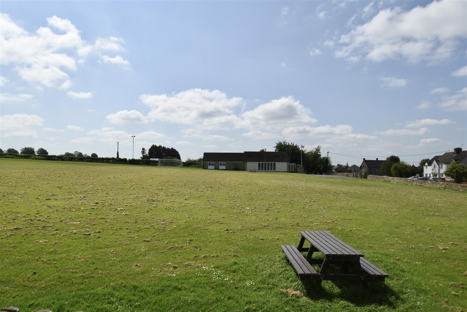 Property Image 1e87b03b-4bb3-411a-a4db-2e79c7a90f88