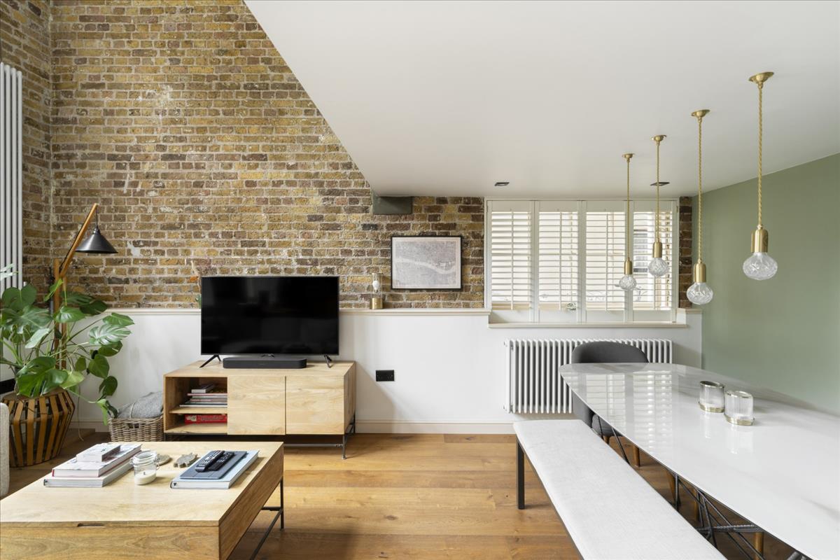 Property Image 1e8e3724-b85c-49c0-93d5-5463fe87e3c9