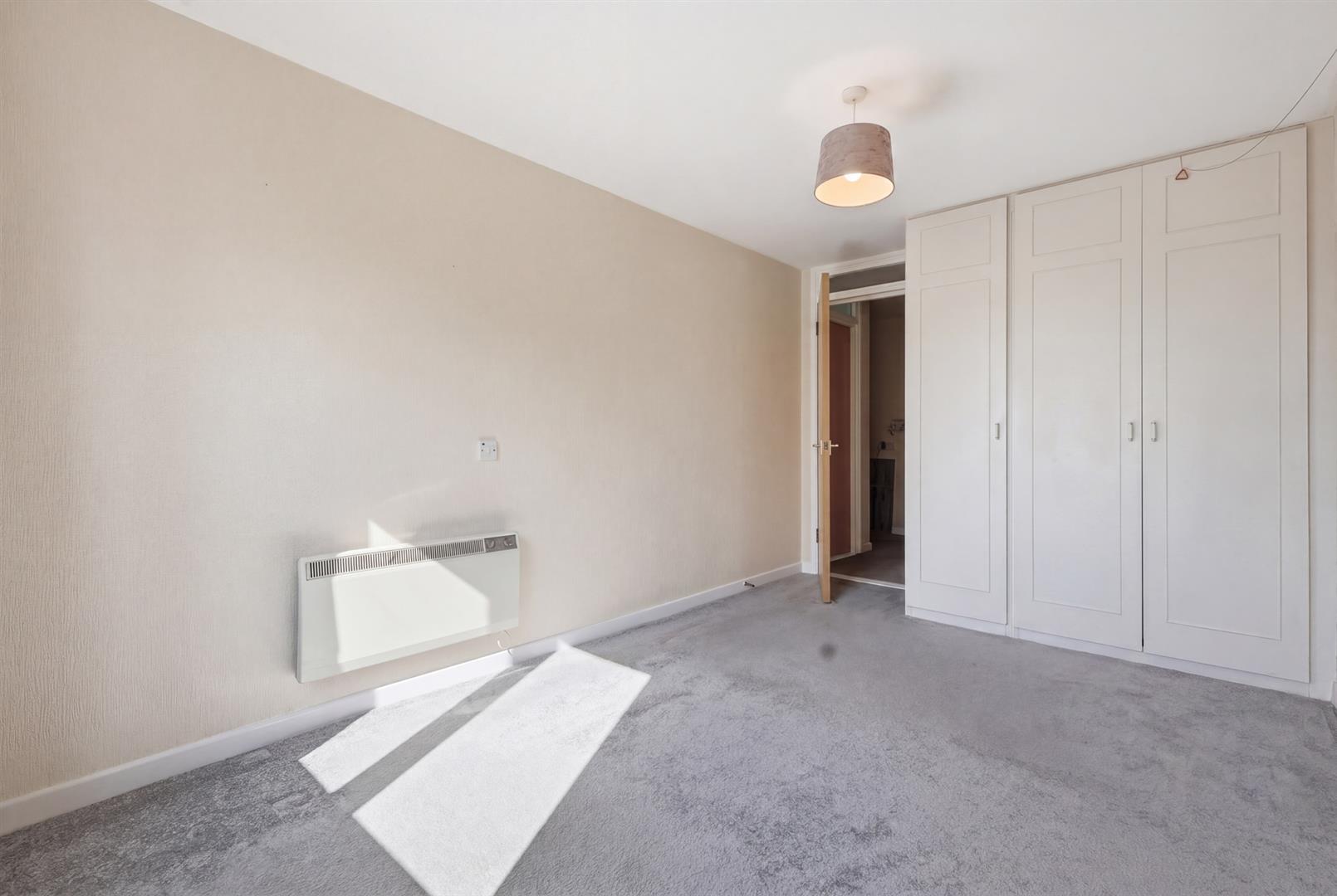 Property Image 1e994799-e145-45ae-82a7-37861af64c25