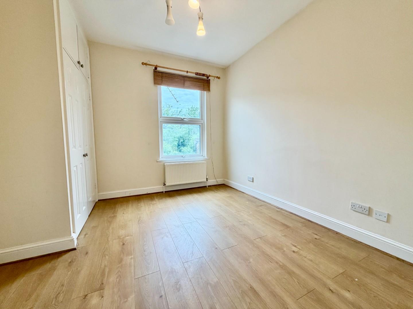 Property Image 1ea39c3c-b2d2-4e63-9146-a24cbb32628d