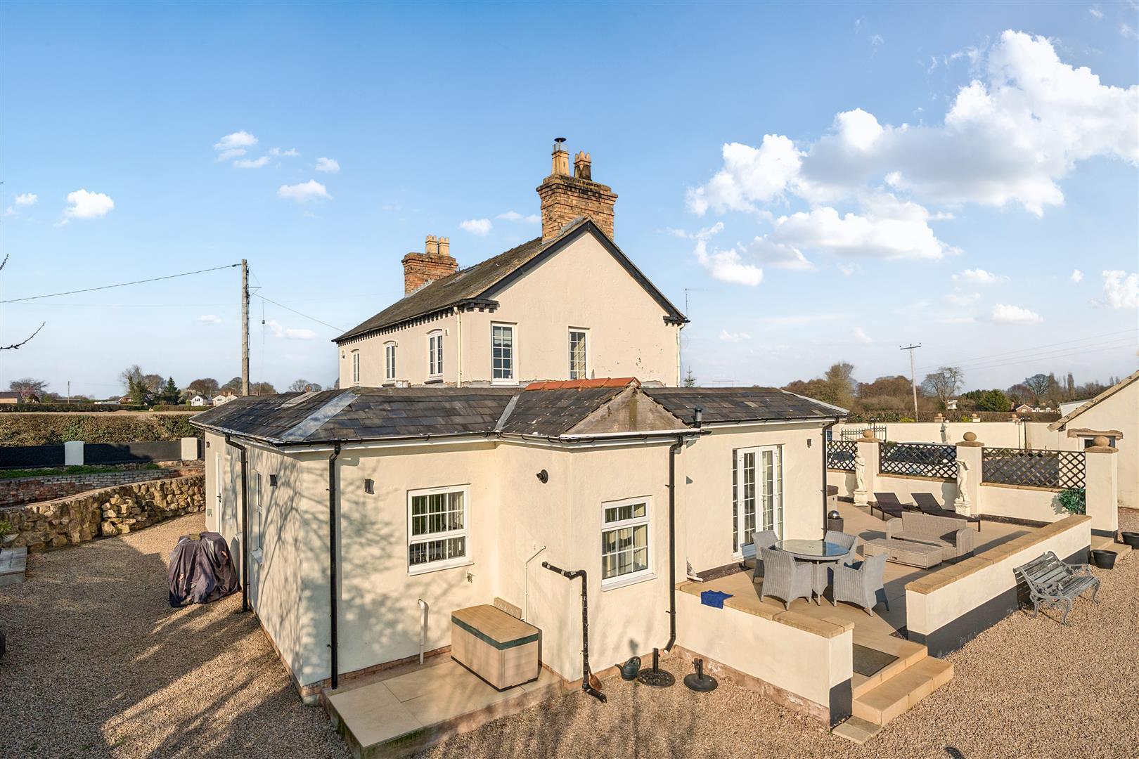 Property Image 1ea3a85f-8744-4649-93c6-9f22a7143cec