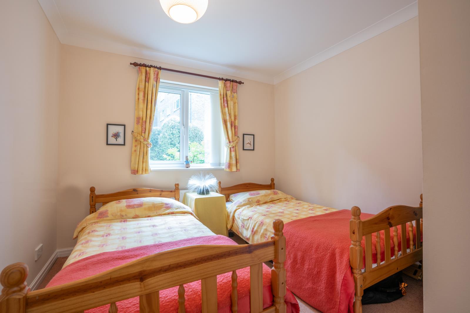 Property Image 1eb78068-9d10-4408-93d7-07a5e36c3ab3