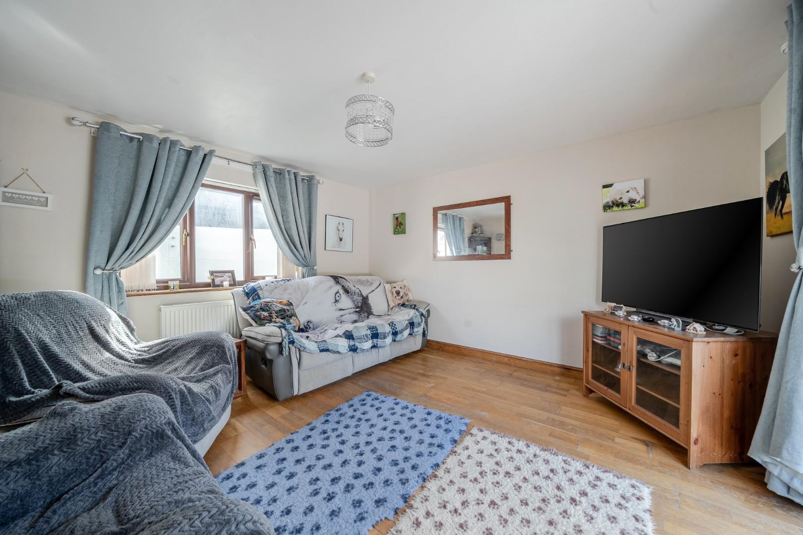 Property Image 1eb985ba-7d16-4a1a-8c86-7745d5d08e44