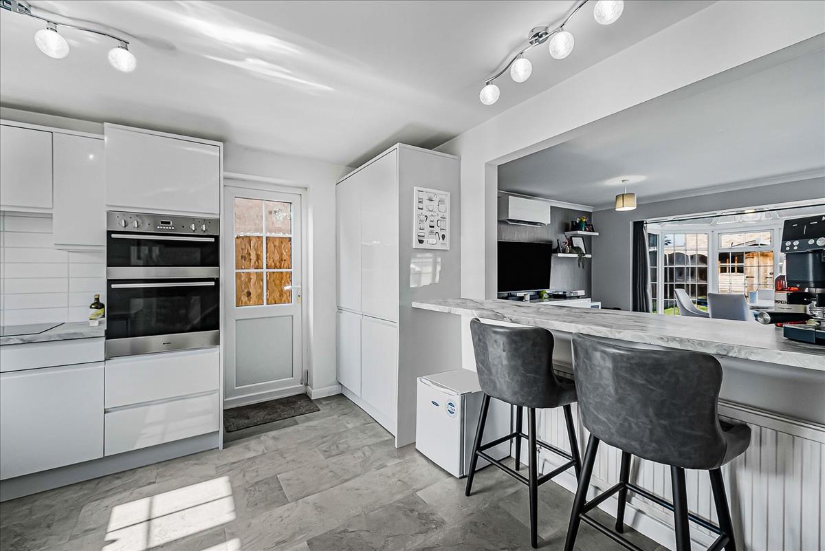 Property Image 1ebfead9-6485-4c89-97a4-ecb9423fae41