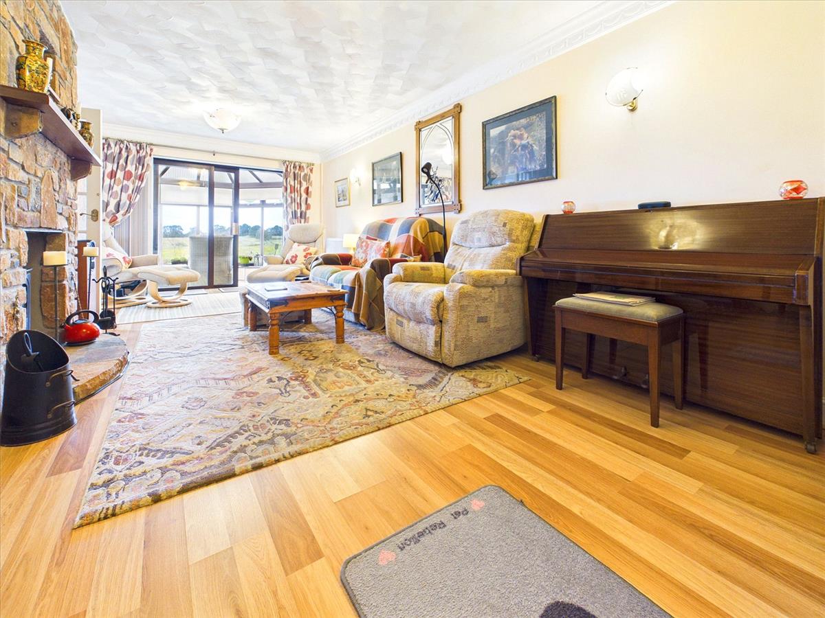 Property Image 1ed617ba-44ea-4e35-9bcf-68d544f426df